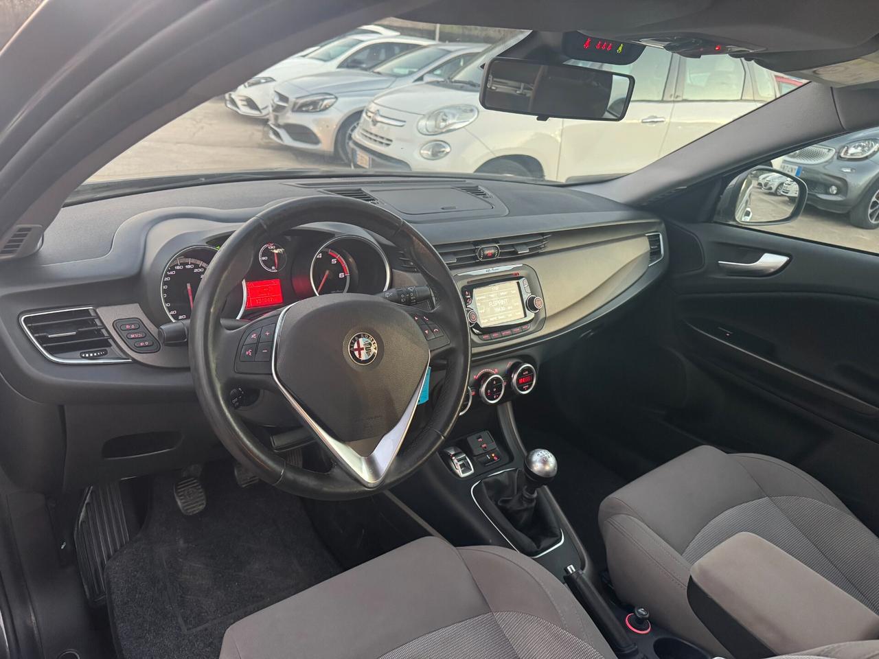 Alfa Romeo Giulietta 1.6 JTDm-2 105 CV Exclusive