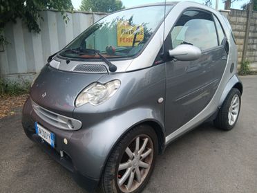 Smart ForTwo 700 coupé passion (45 kW)