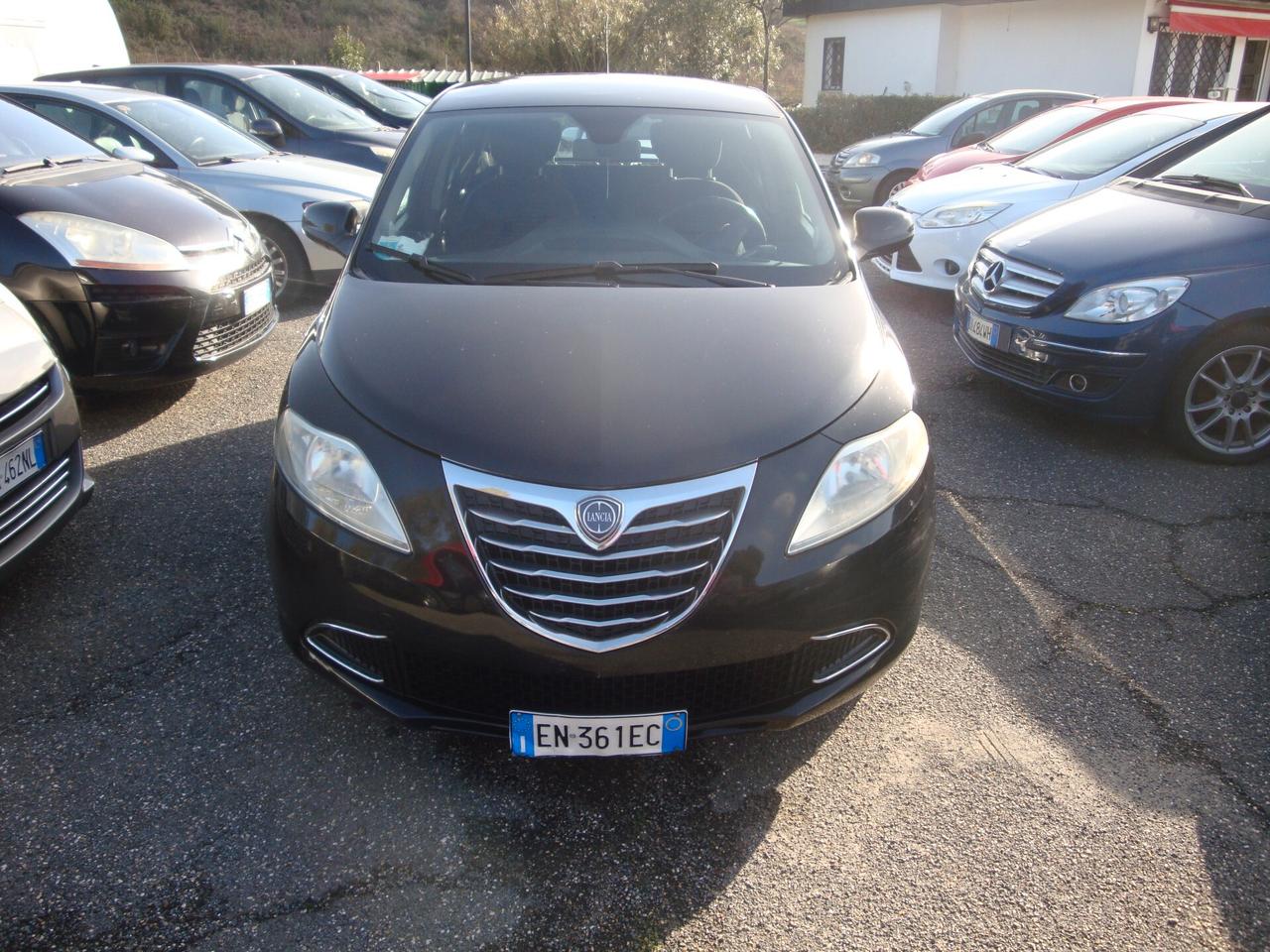 Lancia Ypsilon NEOPATENTATI NO OBBLIGO FINANZIAMENTO ANCHE IN CONTANTI