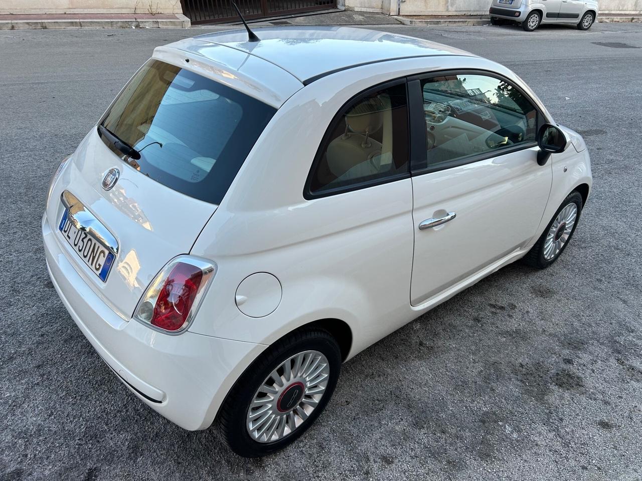 Fiat 500 1.2 Lounge ideale per neopatentati