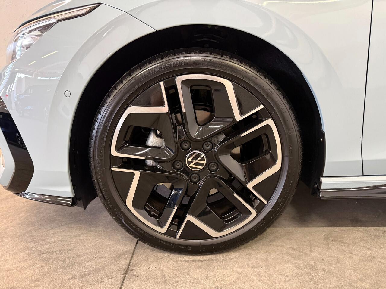 Volkswagen Golf 1.5 etsi R-Line Plus 150 Cv Dsg ITALIANA ** PREZZO REALE SENZA VINCOLI DI FINANZIAMENTO **