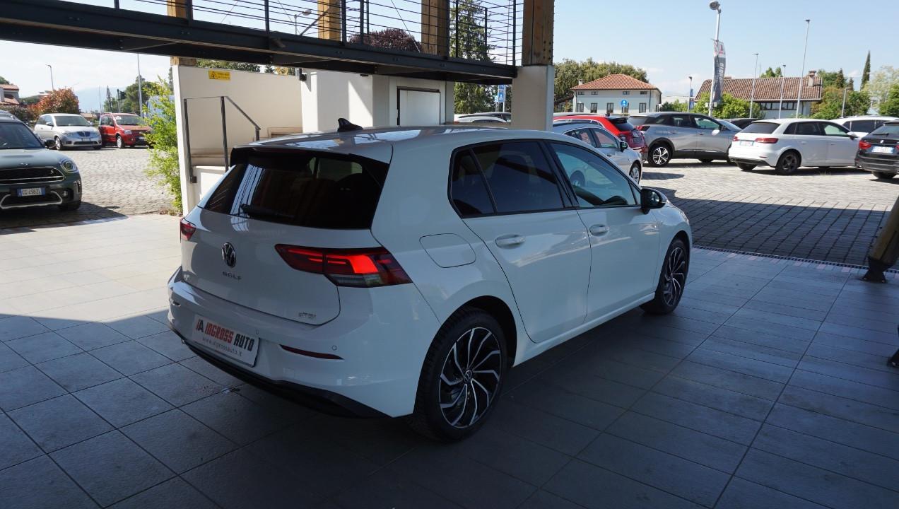 Volkswagen Golf 1.0 etsi evo Life 110cv dsg