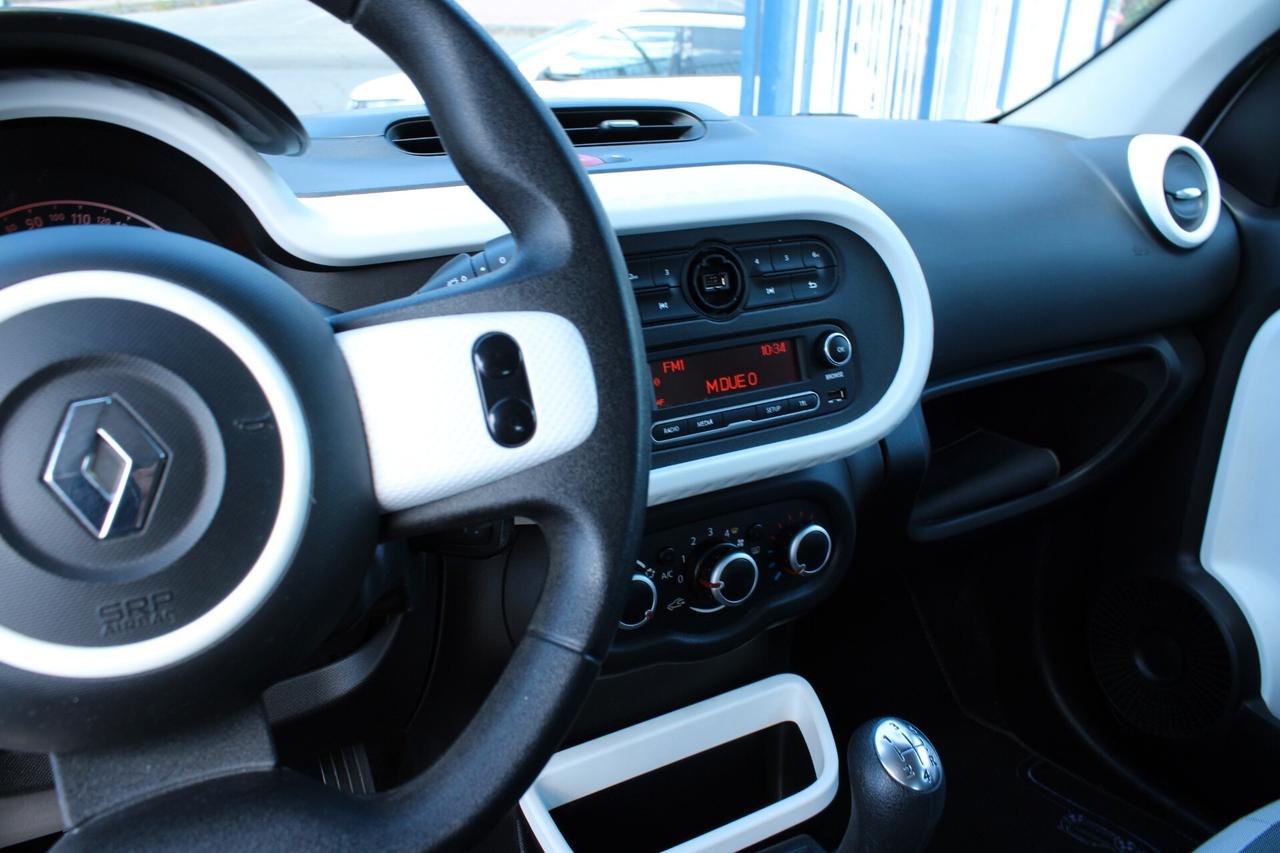 Renault Twingo SCe Lovely