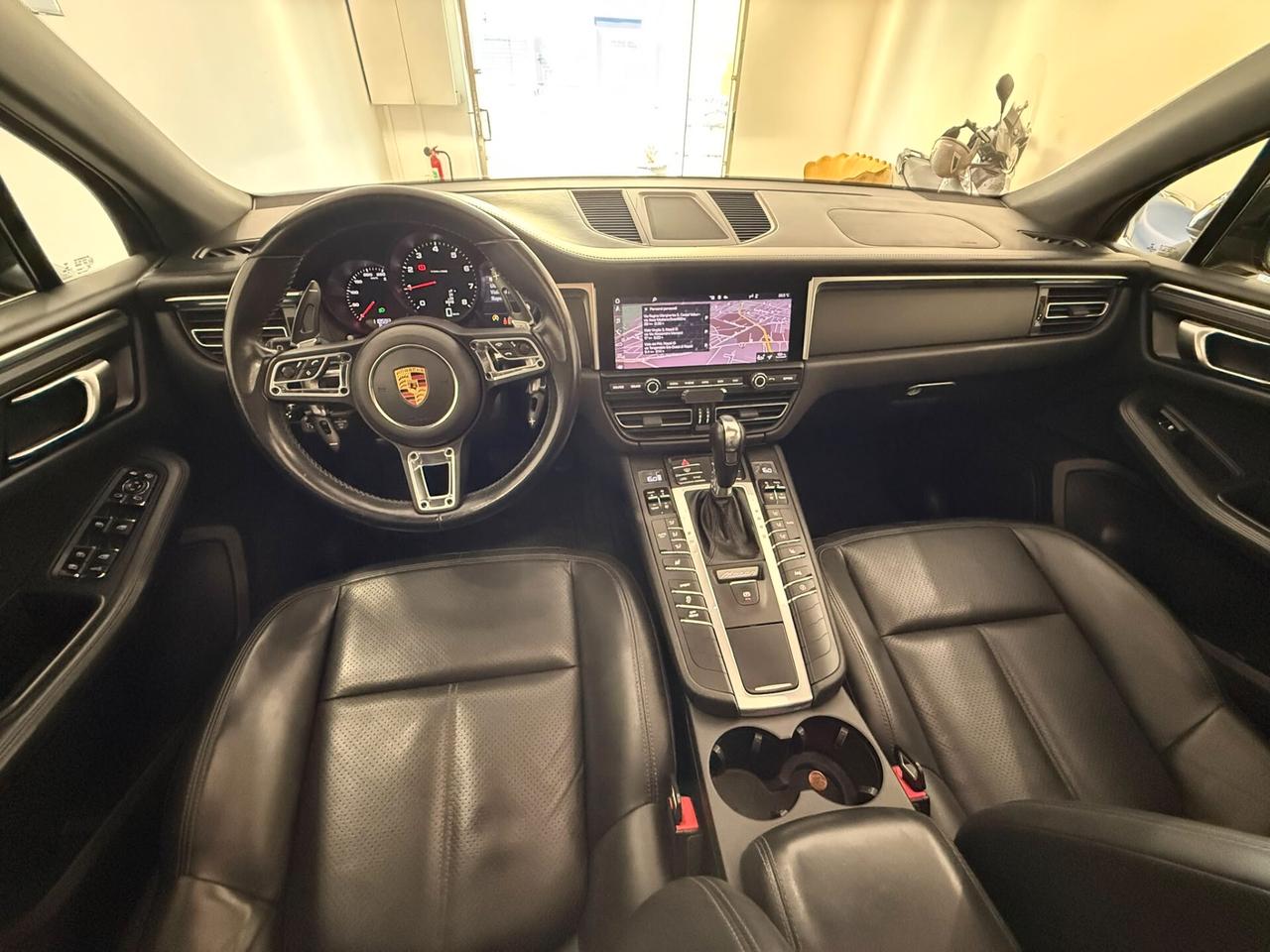 Porsche Macan 2.0 245CV PDK ANNO 2021