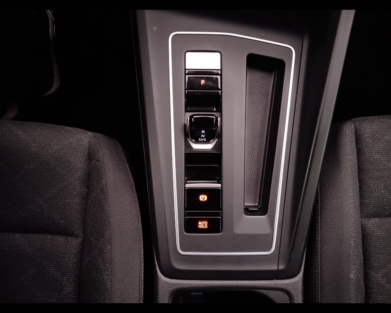 VOLKSWAGEN Golf VIII 2020 Variant - Golf Variant 2.0 tdi Life 115cv dsg