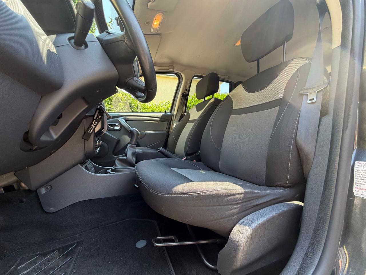 Dacia Duster Black Shadow 1.6 SCe 115 LPG #10999