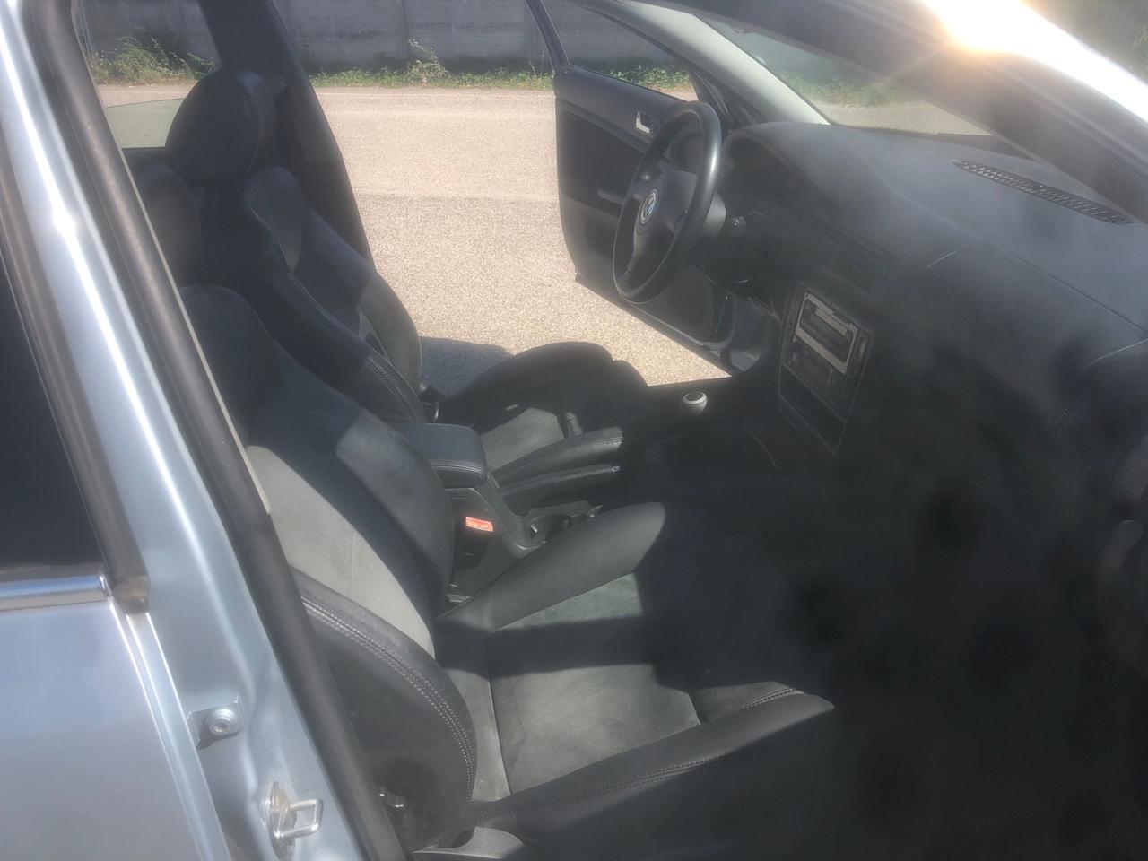 Volkswagen Passat 2.8 V6 cat 4m. Highline