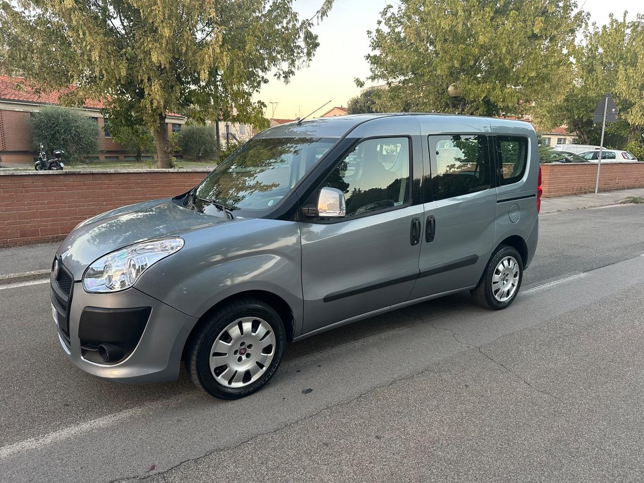 Fiat Doblò 1.4 T-Jet 16V Natural Power Lounge