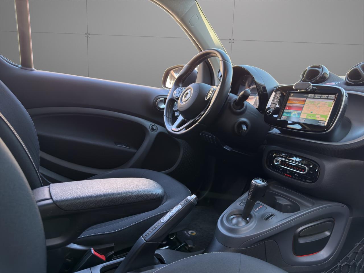 Smart fortwo coupe 0.9 Turbo Allestimento Brabus 90cv - Unico proprietario - Cerchi in lega - Luci Led - Tetto panoramico - Schermo touch