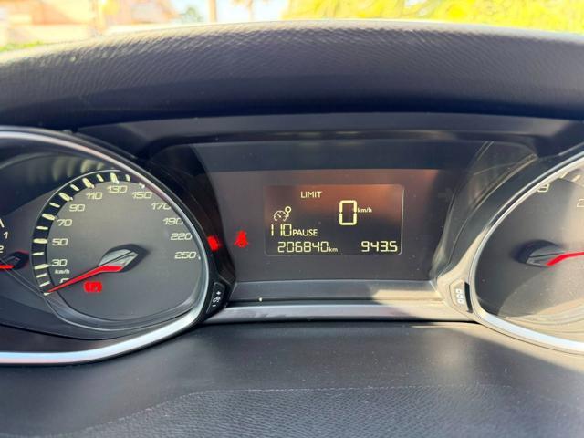 PEUGEOT 308 BlueHDi 120 S&S Allure