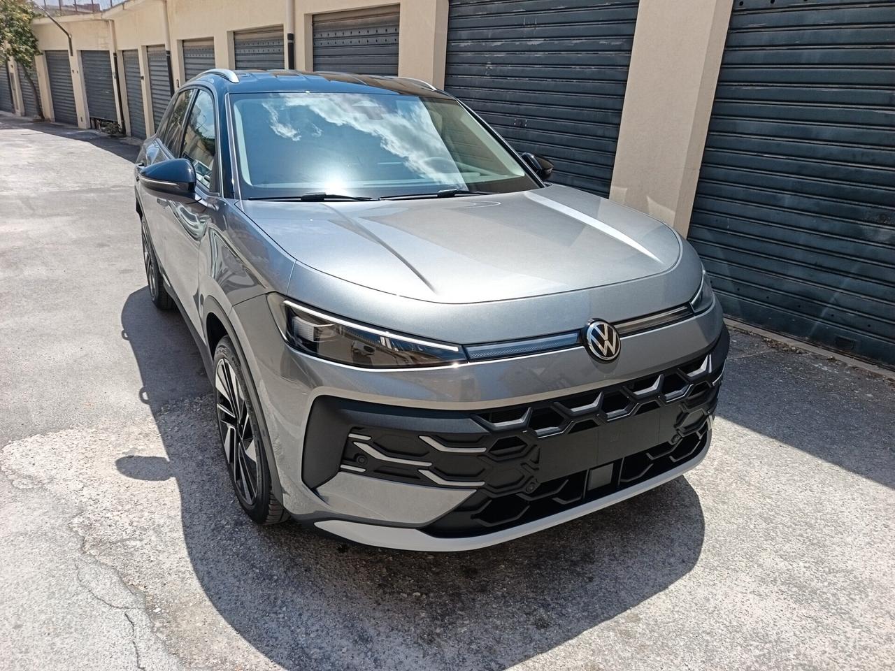 Volkswagen T-Roc 1.5 TSI DSG Life Nuova da immatricolare