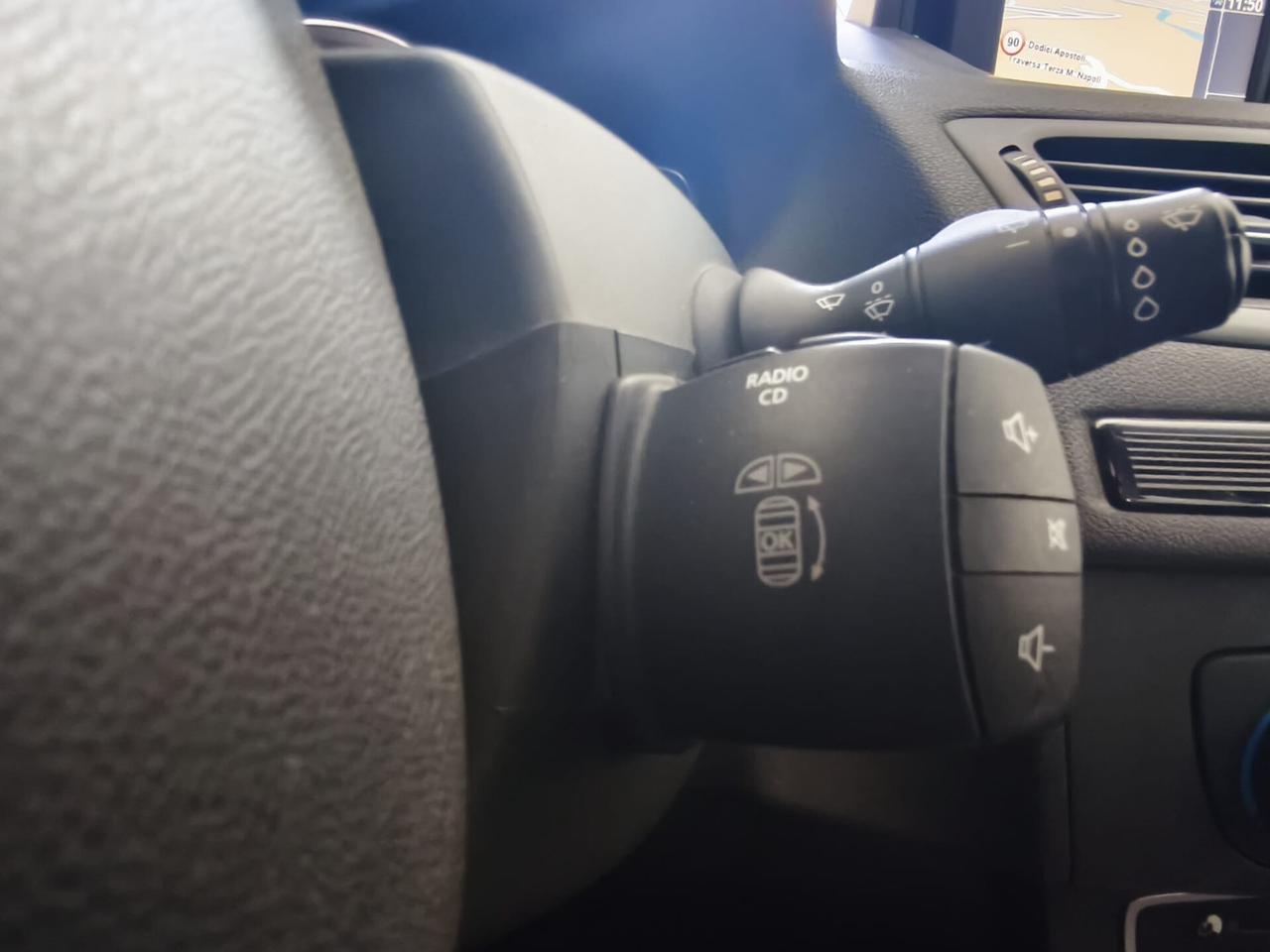 Renault Megane Mégane 1.5 dCi 110CV EDC SporTour Attractive