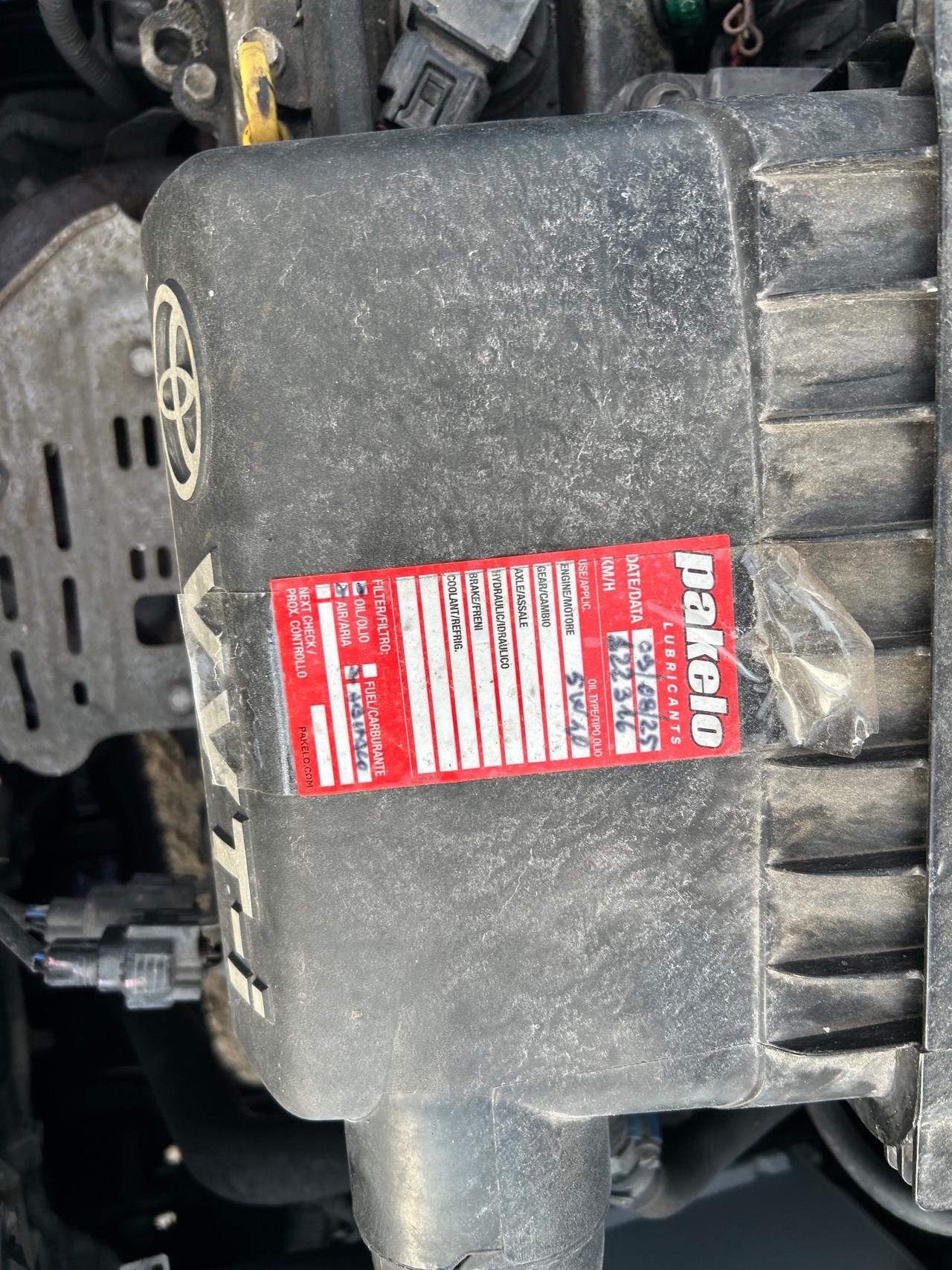 Toyota Yaris 1.3 5 porte cambio automatico 120000km