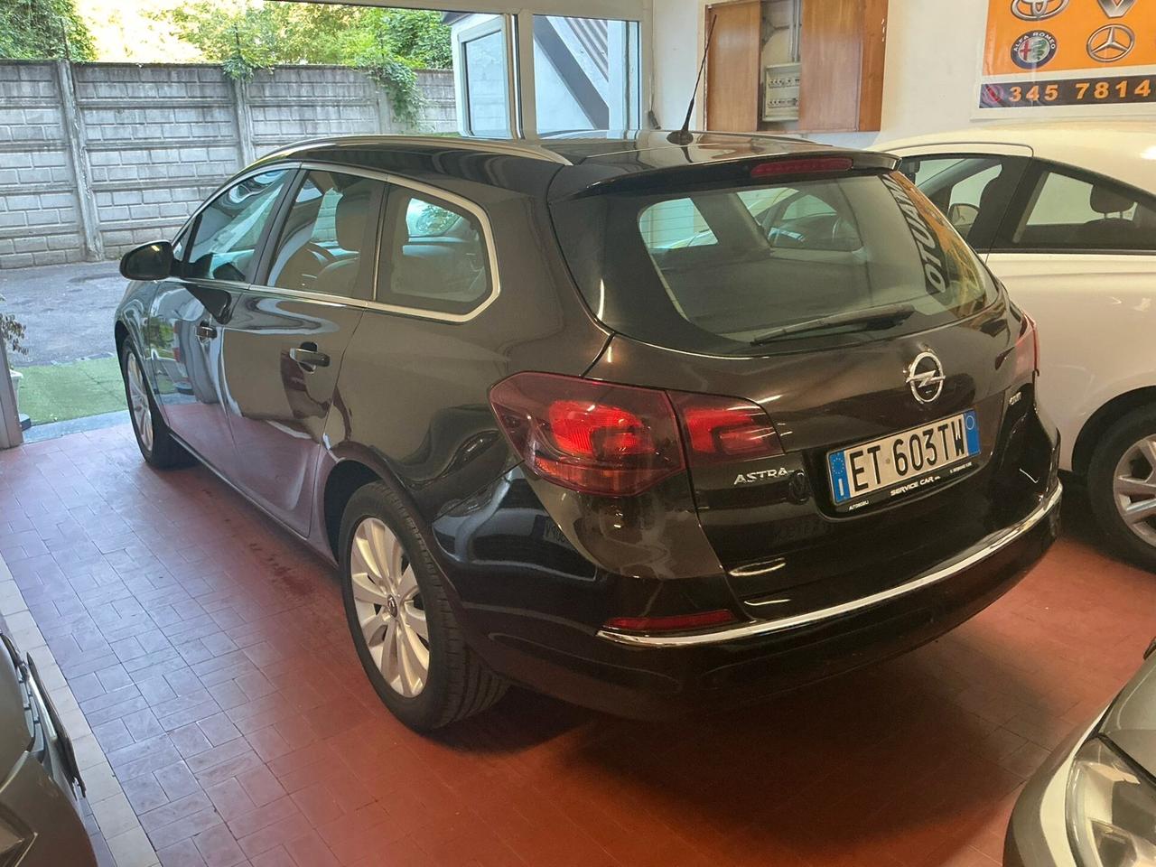 Opel Astra 1.7 CDTI 110CV Sports Tourer Cosmo