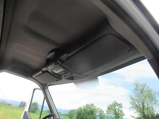 Nissan Interstar 2.3 dCi 135cv P.M.T.M. (L2H2)