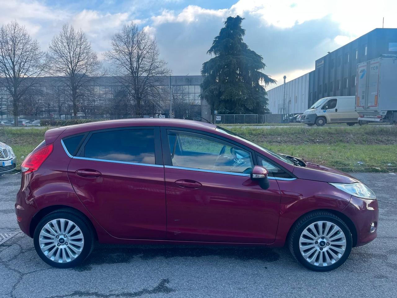 Ford Fiesta Fiesta+ 1.4 5 porte Bz.- GPL