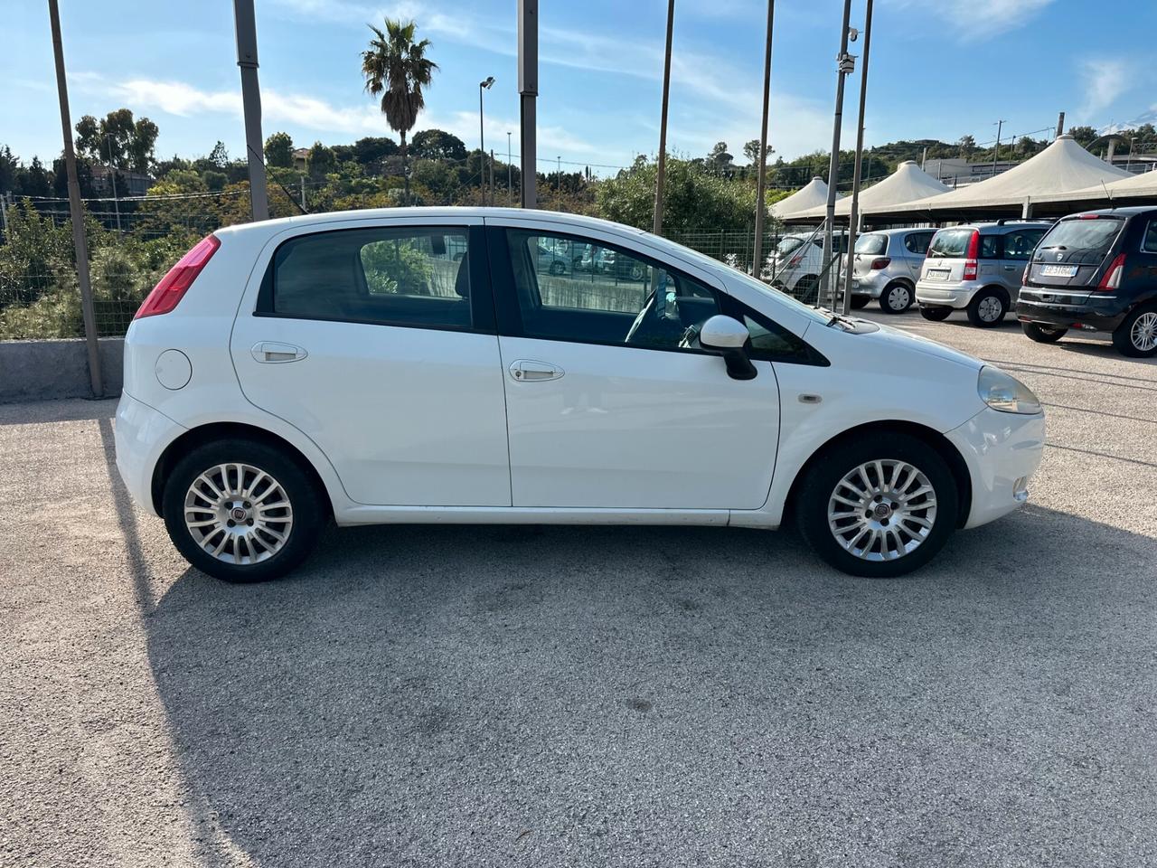 Fiat Grande Punto 1.3 MJT 75 CV 5 porte Dynamic