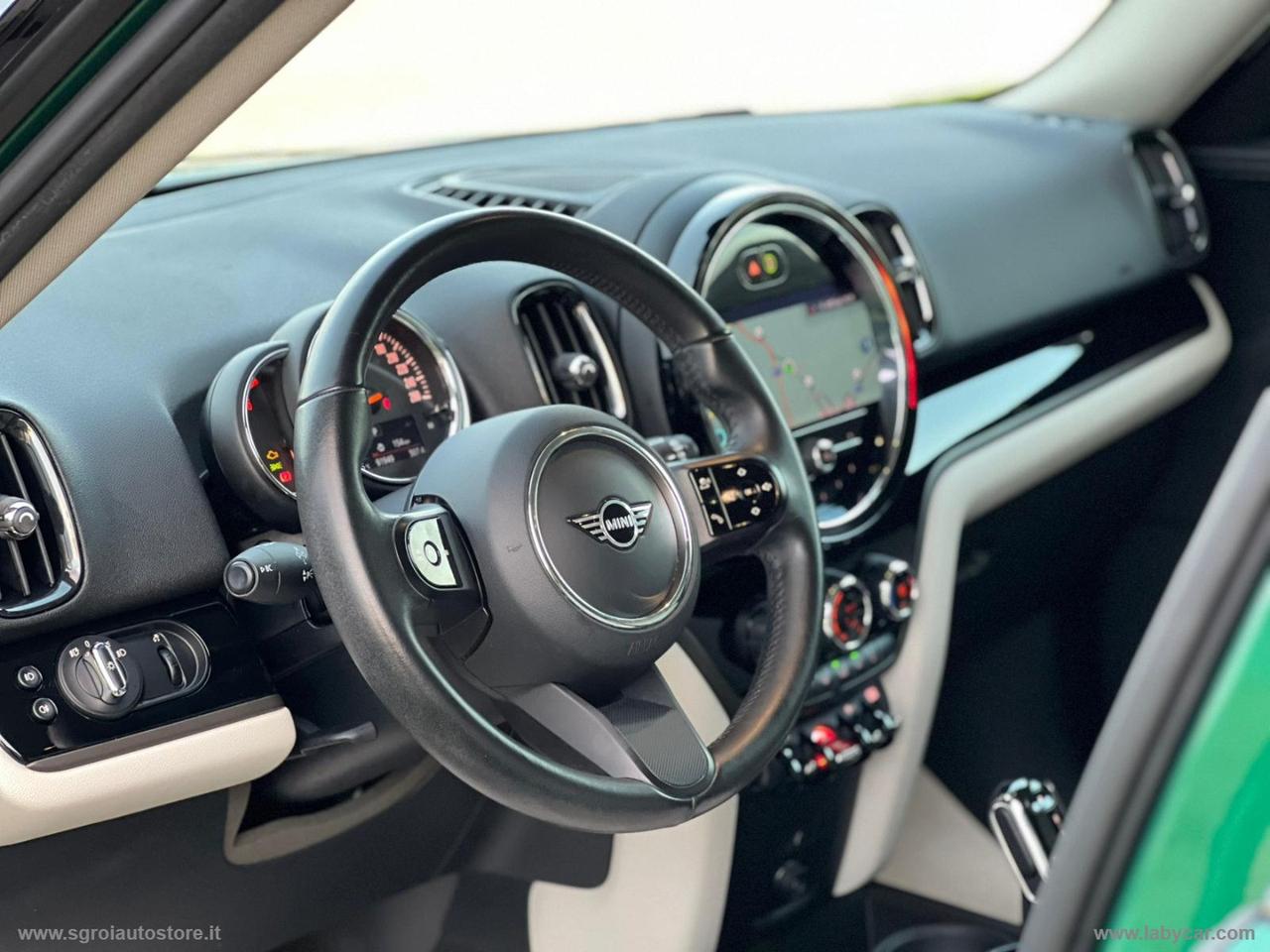 MINI Mini Cooper D Essential Countryman
