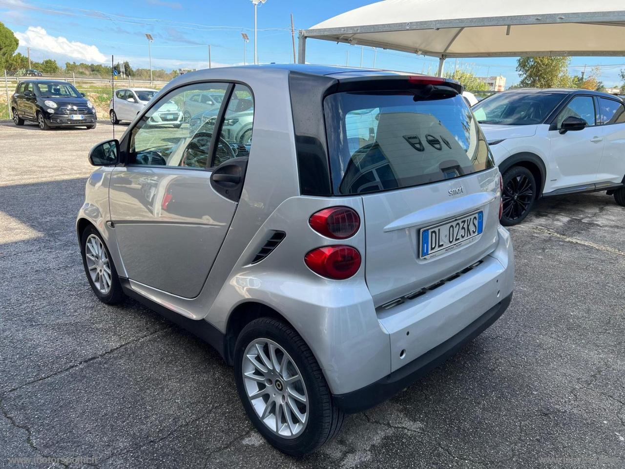 SMART fortwo 1000 62 kW coupé passion