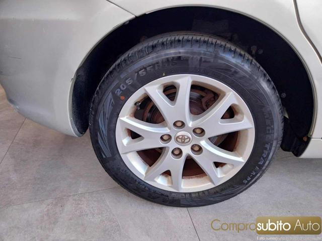 TOYOTA Corolla Verso 2.2 16V D-4D Luna 7pti