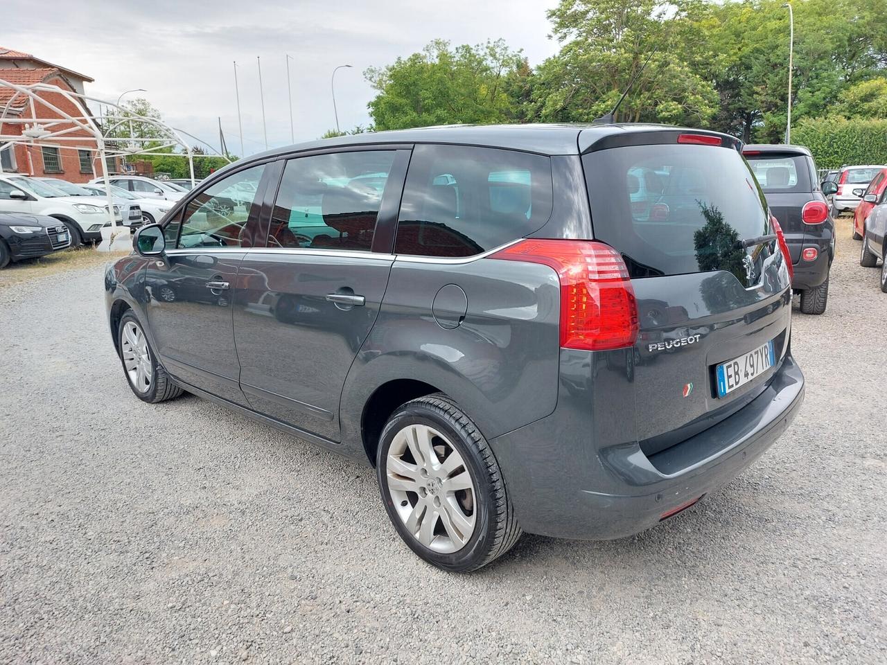 Peugeot 5008 1.6 HDi 110CV CAMBIO AUTOMATICO