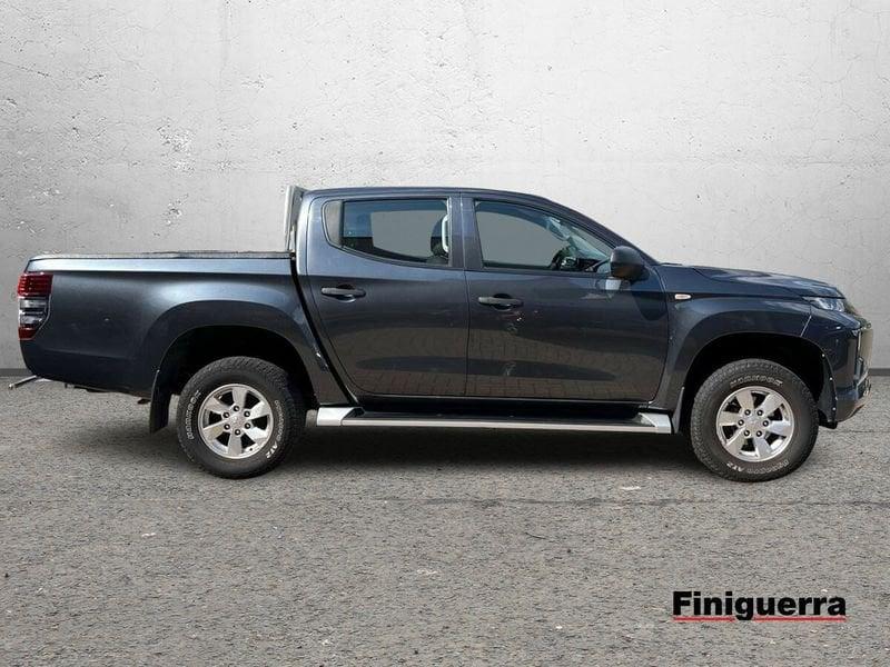 Mitsubishi L200 L200 cl.cab 2.3d Invite Connect 4wd 150cv