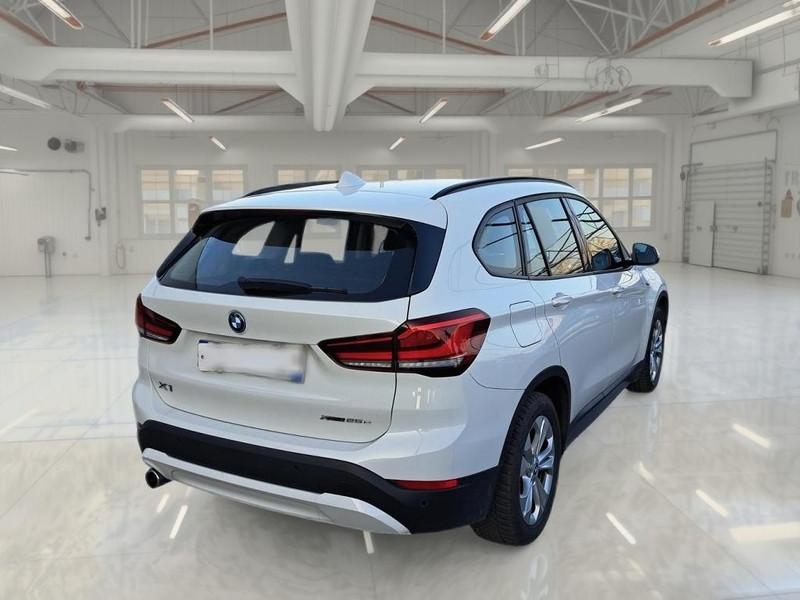 BMW X1 XDRIVE 25E BUSINESS ADVANTAGE AUTOMATICO 5 PORTE SUV