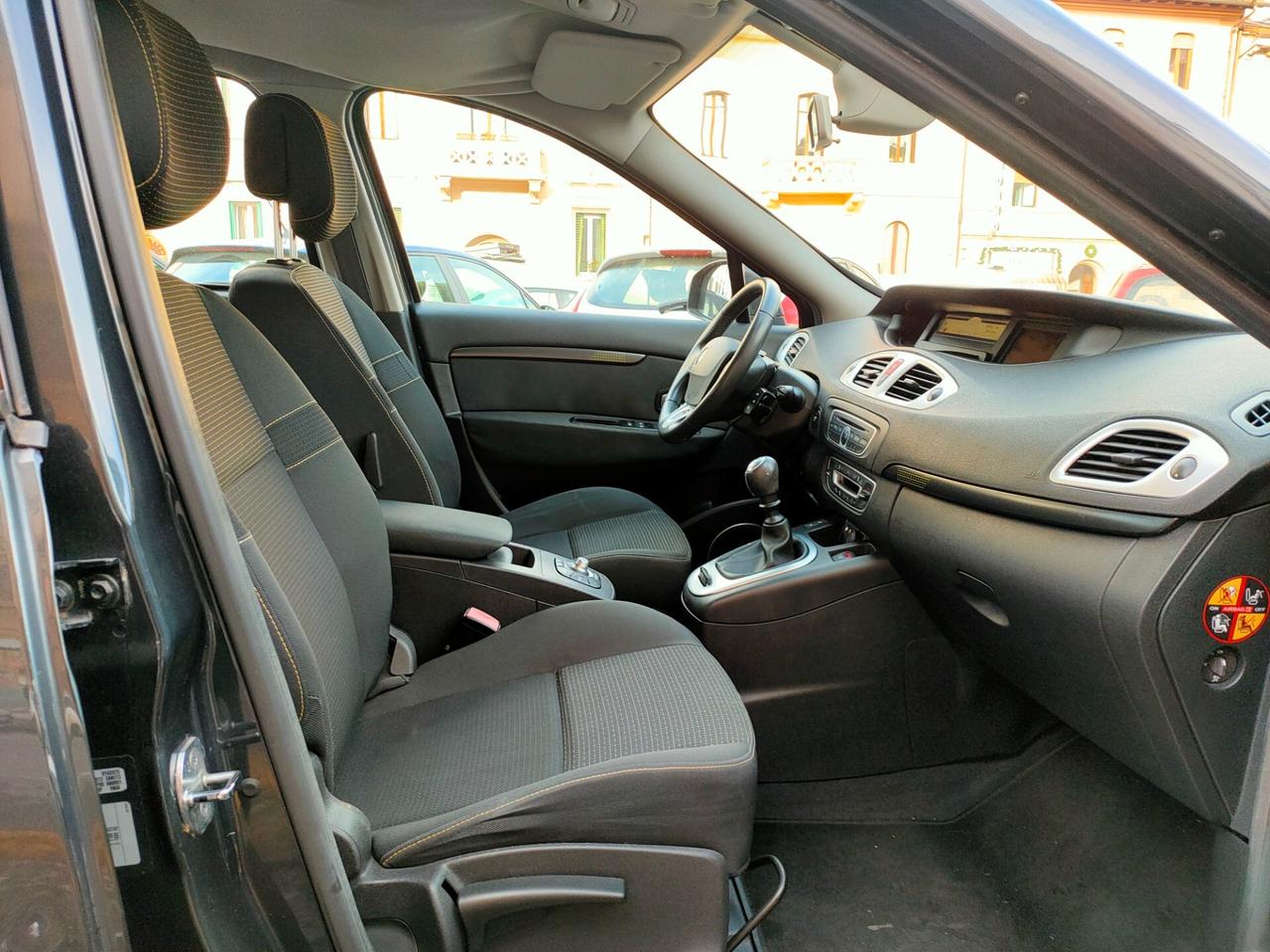 Renault Scénic X-Mod 1.5 dCi 110CV Luxe
