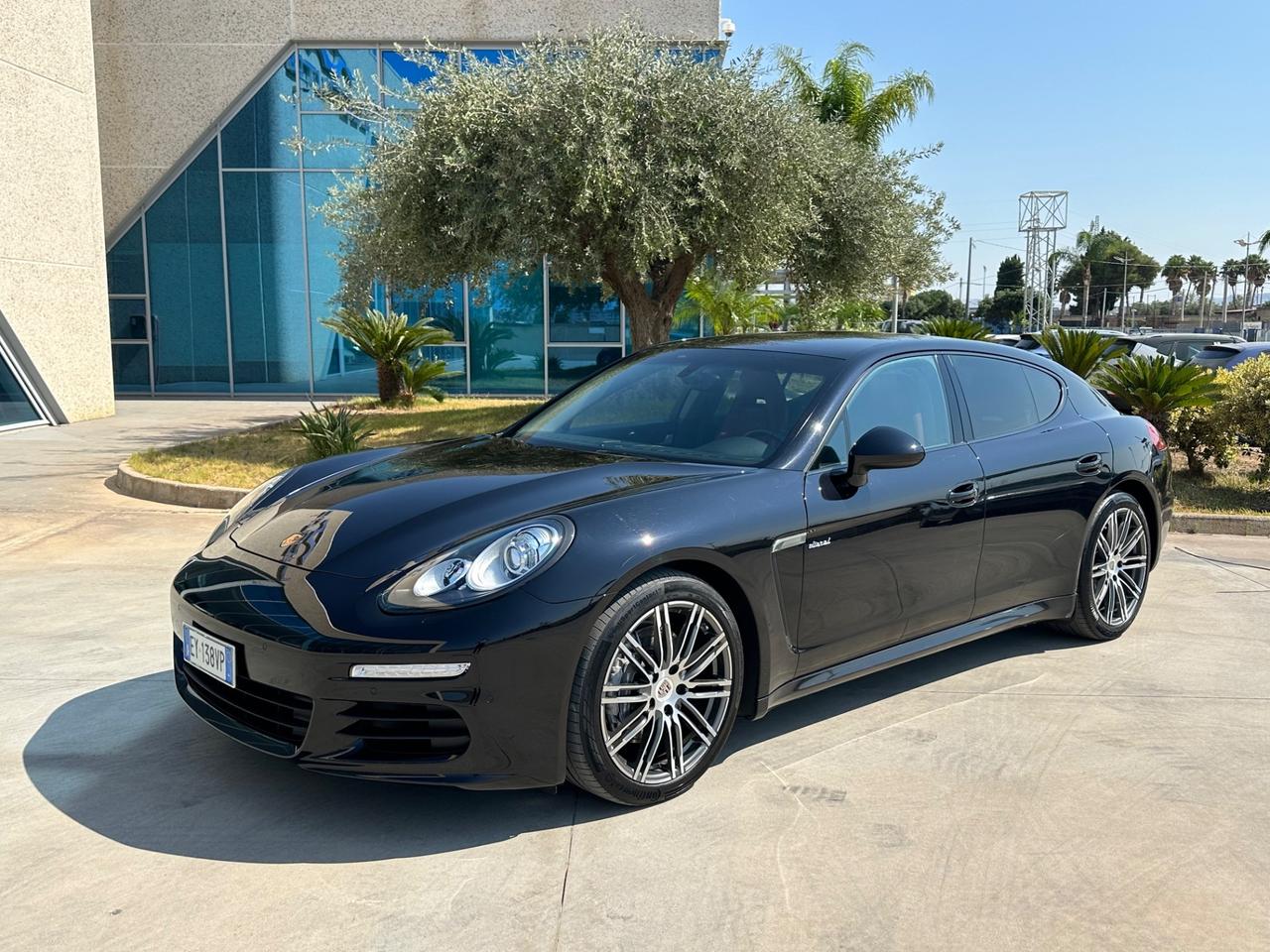 Porsche Panamera 3.0 300cv IVA ESPOSTA