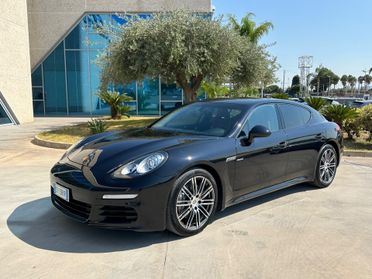 Porsche Panamera 3.0 300cv IVA ESPOSTA