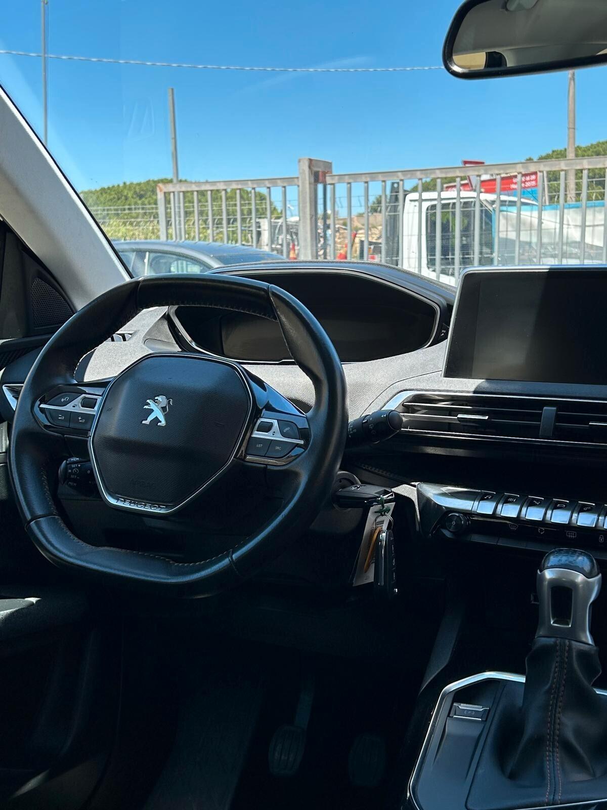 Peugeot 3008 BlueHDi 130 S&S Allure