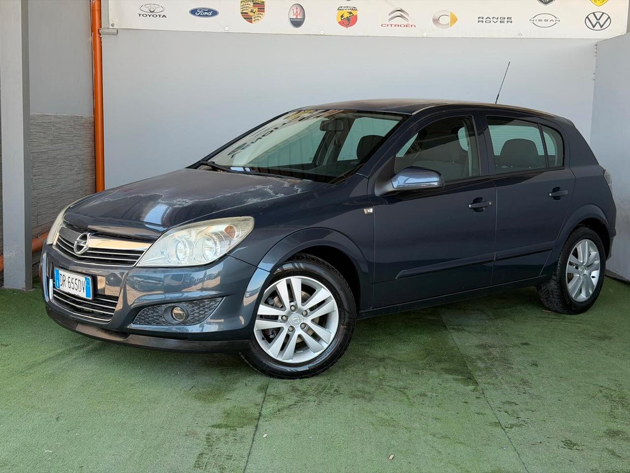 Opel Astra 1.4 16V GPL-TECH 5 porte Enjoy