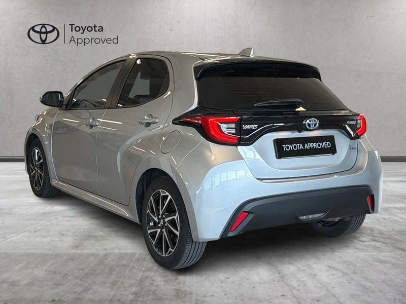 Toyota Yaris Hybrid Trend MY22