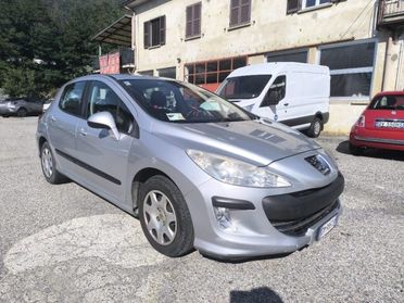 PEUGEOT 308 1.6 HDi 90CV 5p. adatta a NEOPATENTATI