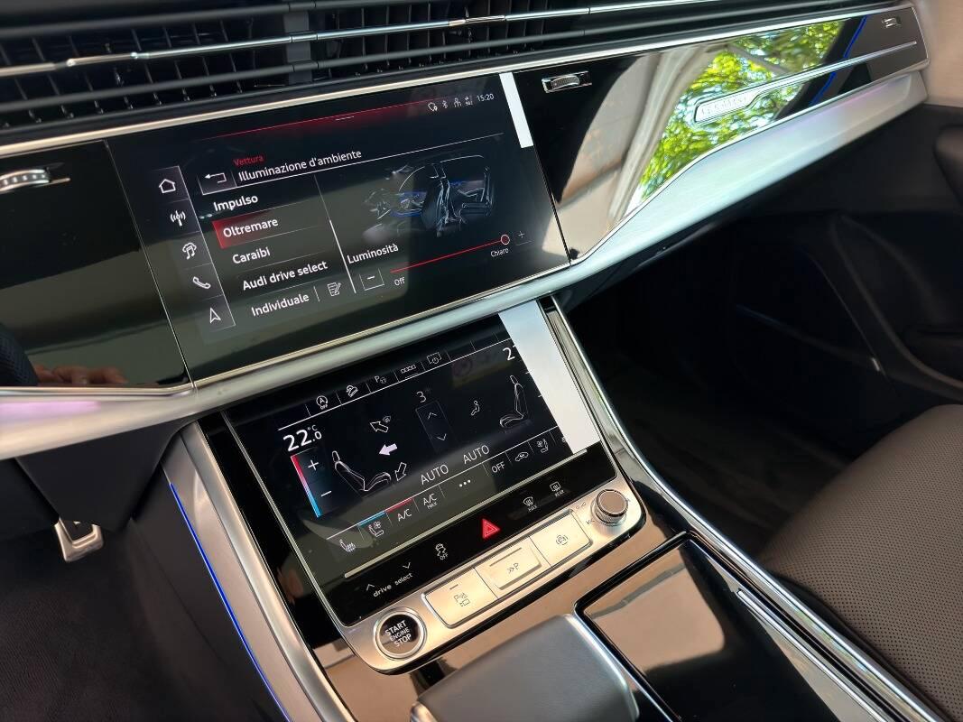 Audi Q8 3.0 tdi 286cv S line quattro 286cv Valcona Ventilati