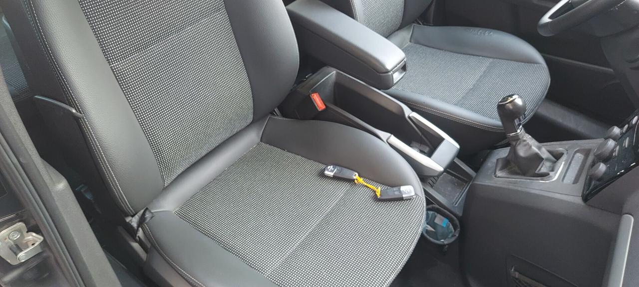 Opel Zafira 1.6 16V ecoM 94CV Cosmo