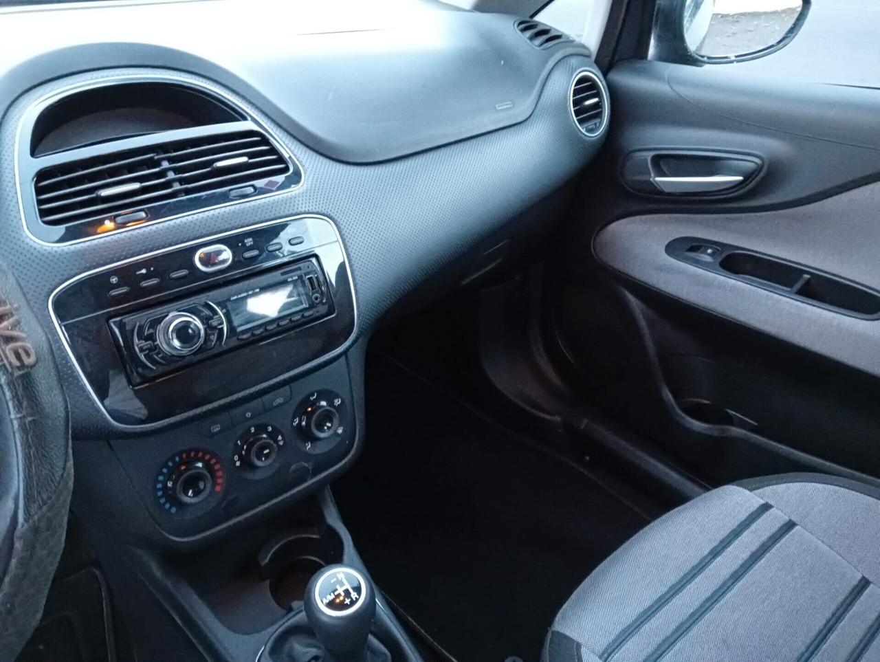 Fiat Punto Evo 1.3 Mjt 90 CV LEGGI DESCRIZIONE