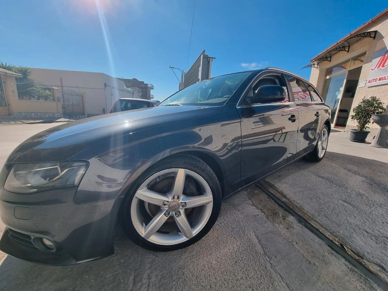 Audi A4 Avant 2.0 TDI 143CV F.AP. mult. Ambiente