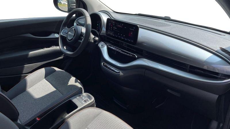 FIAT 500 500e Cabrio 42 kWh Icon 500e 42 kWh Icon