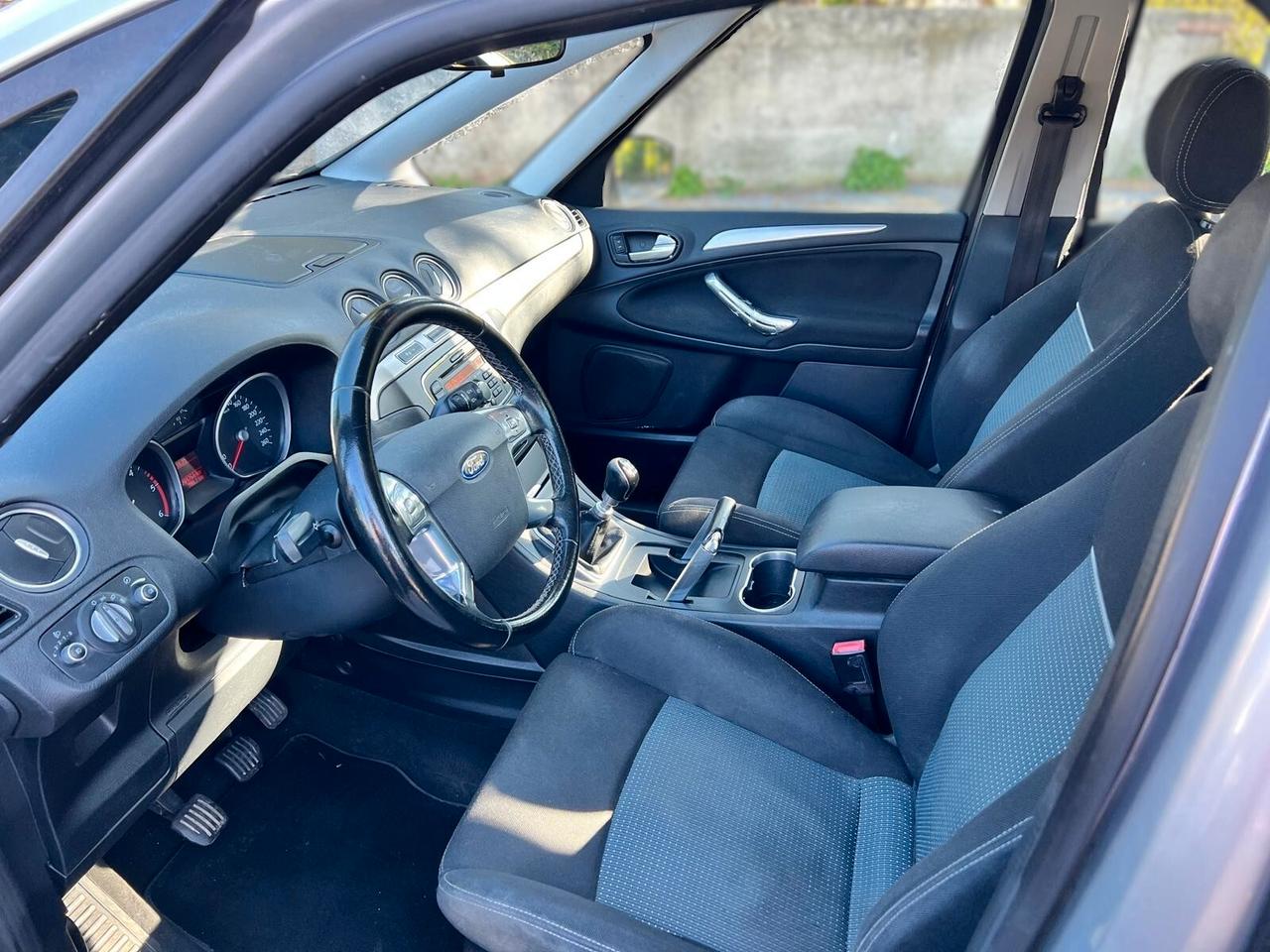 FORD S-MAX 2.0 TDCI 7p Titanium - 2012