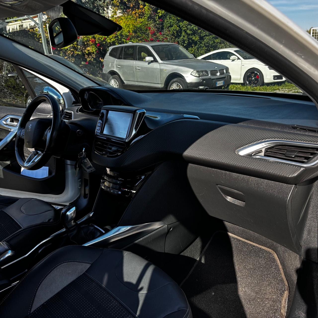 Peugeot 2008 1.6 e-HDi 92 CV Stop&Start Allure