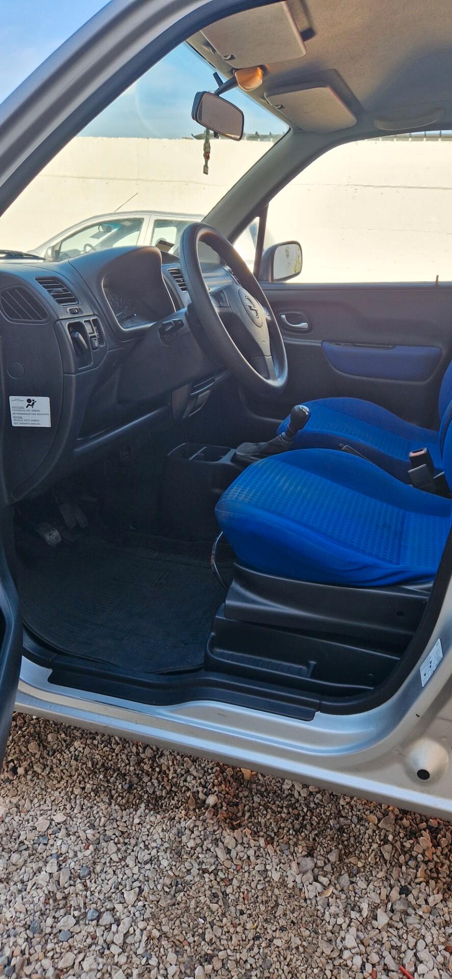 Opel Agila 1.2 16V Club