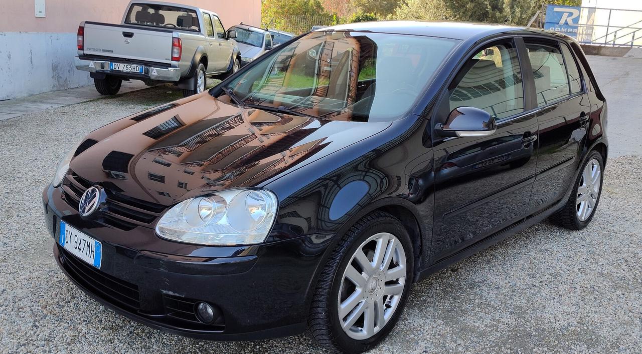 Volkswagen Golf 2.0 16V TDI 4mot 5p Sportline