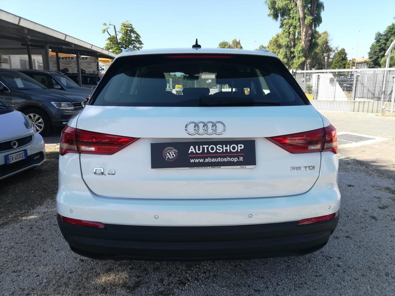 AUDI - Q3 - 35 TDI S tronic S line edition - FINAN