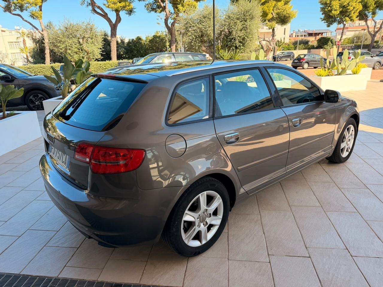 Audi A3 SPB 1.6 TDI 105 CV CR Ambition