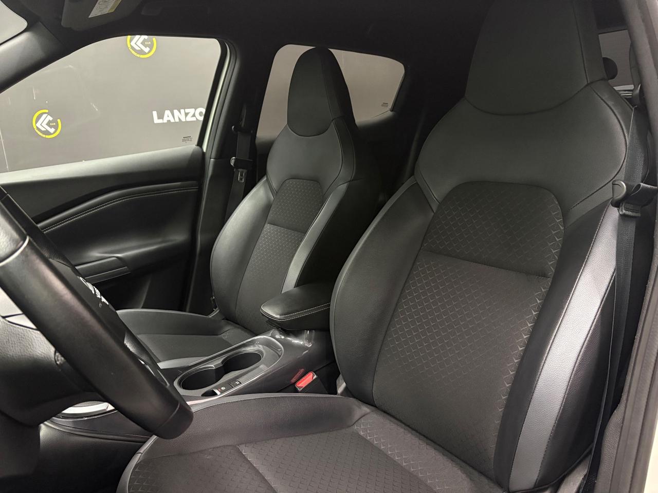 Nissan Juke 1.0 DIG-T N-CONNECTA 114CV