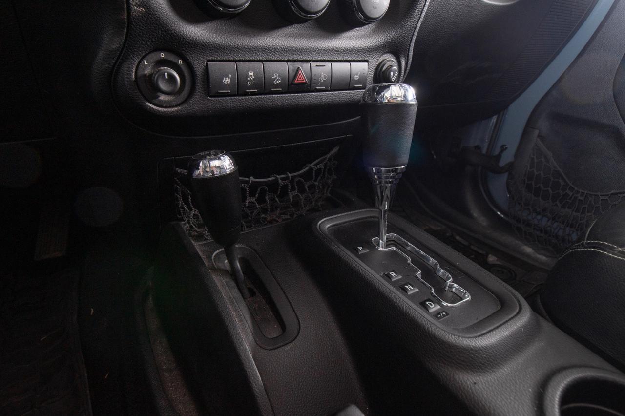 Jeep Wrangler 2.8 Crd Sahara Auto 200cv 4x4 Hard Top - Soft Top