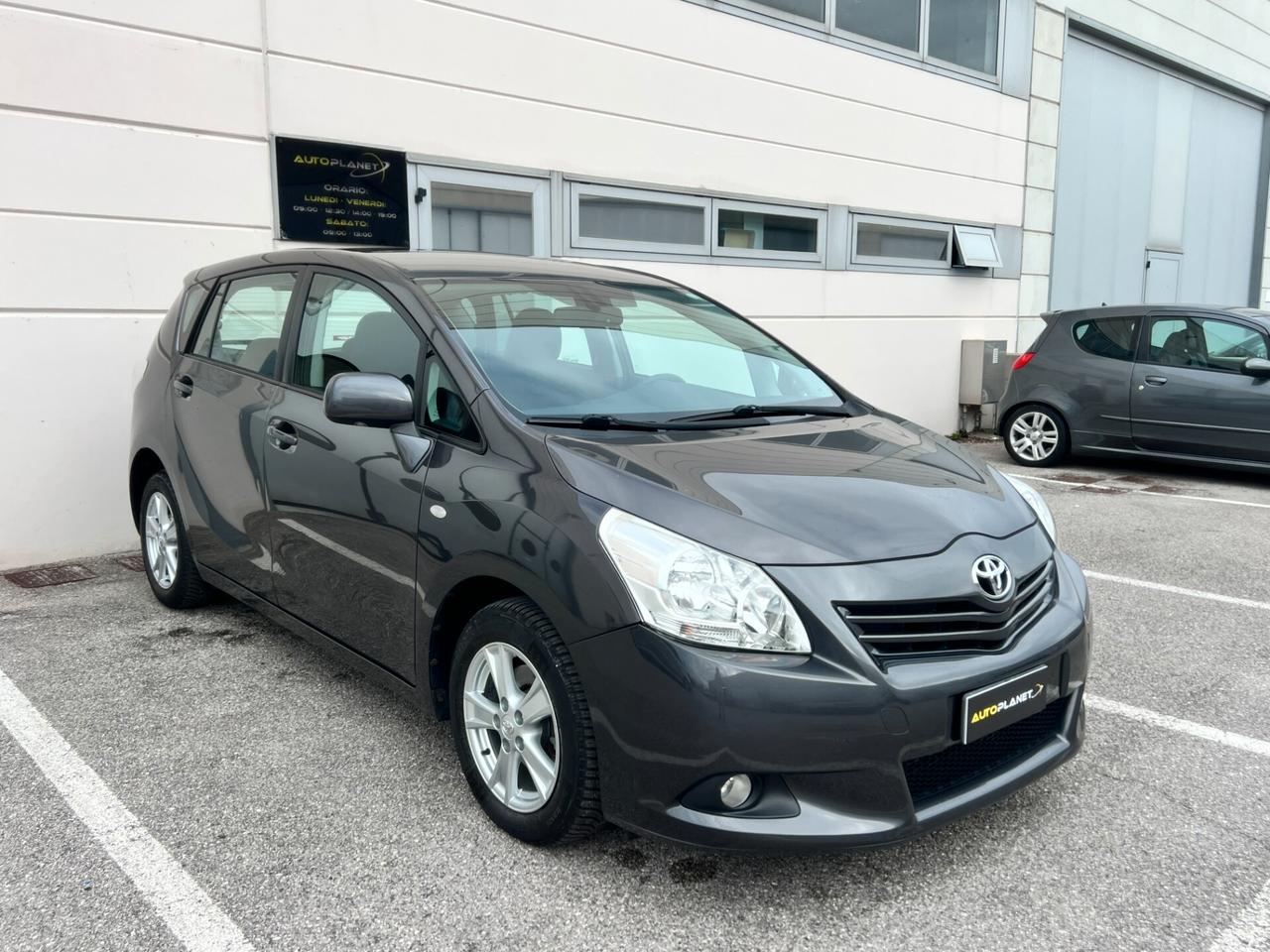Toyota Verso 2.0 D Sol