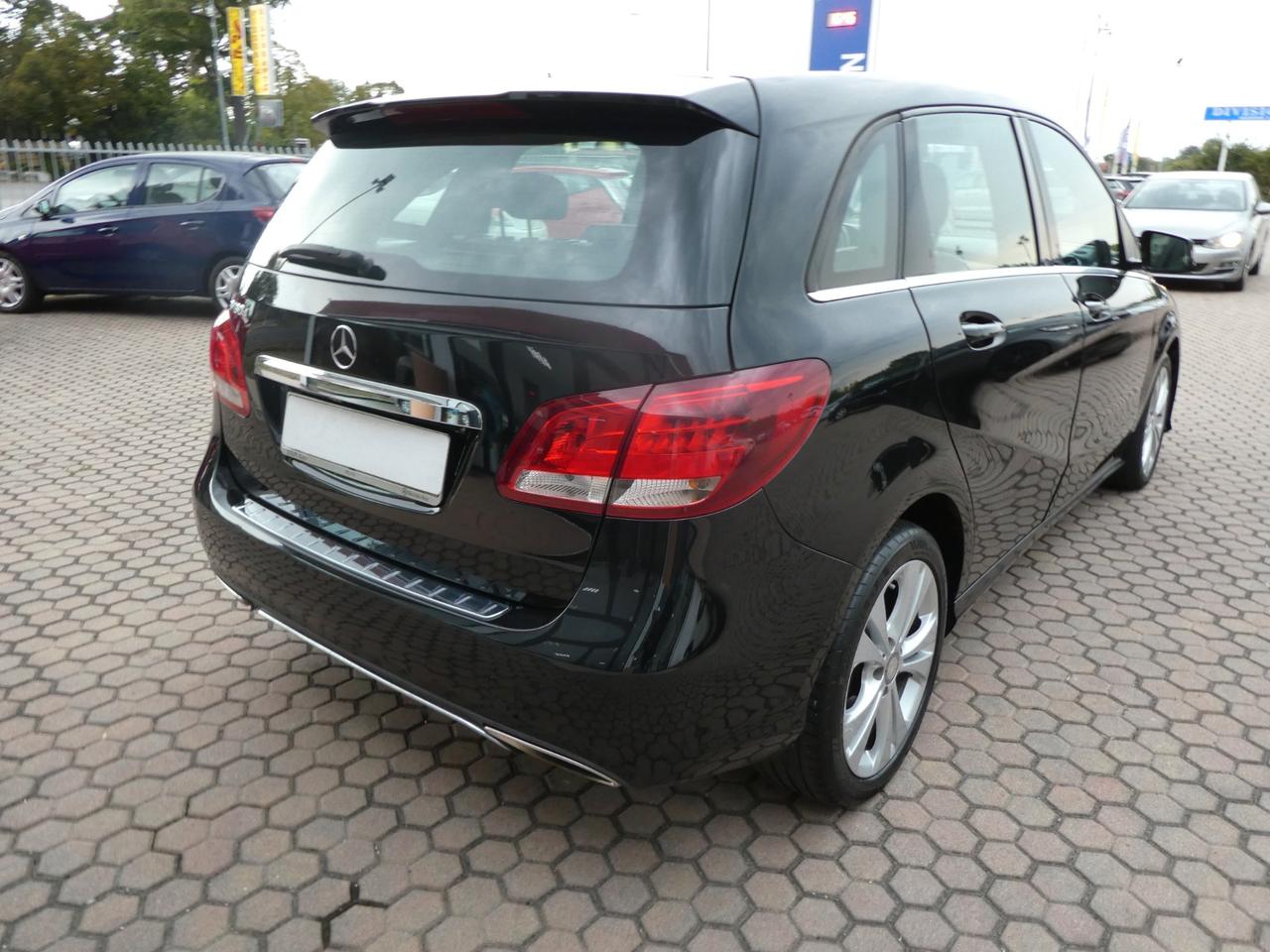 Mercedes-benz B 180 B 180 d Premium OK NEOPATENTATI