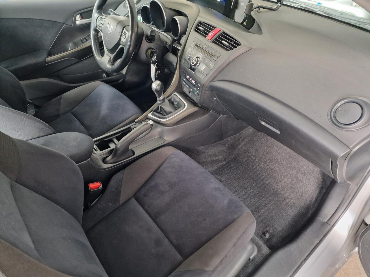 Honda Civic 1.4 i-VTEC Sport 2012